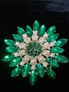 Gorgeous 3" Green & Clear Rhinestone Brooch